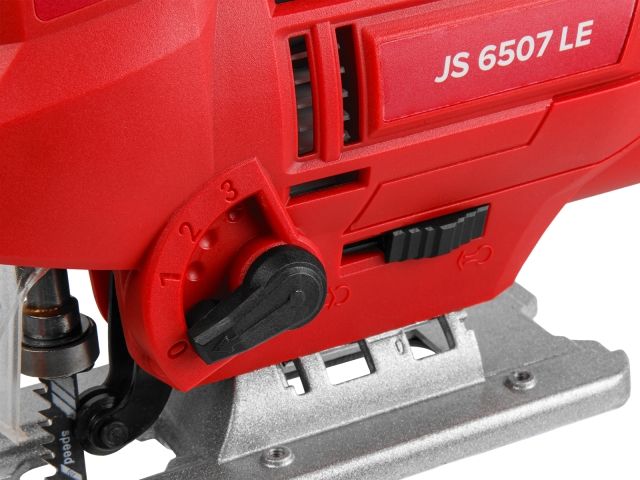 Лобзик электрический WORTEX JS 6507 LE в кор. 650 Вт, 500-3000 ход/мин, пропил до 65 мм (Быстрозажимной патрон, маятниковый ход, рег. об., л