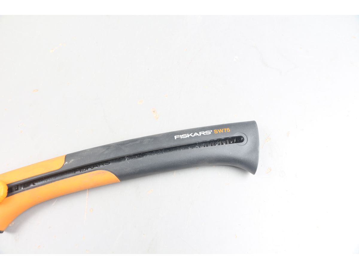 Пила садовая SW75 FISKARS Xtract уцененный (0020322800)