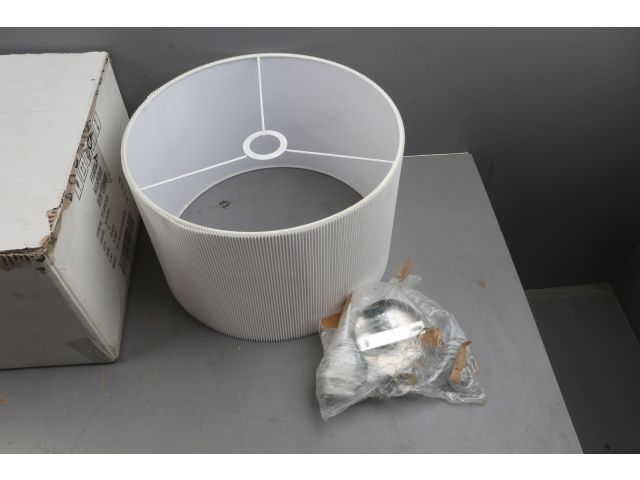 Подвесной светильник Escada 1139/1S E27x60W White уцененный (0029476980)