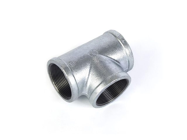 Тройник 3/4″ чугун оцинк., (2 шт. инд. упак.),  AV Engineering