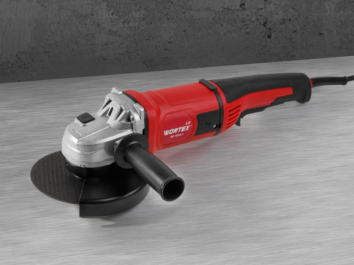 Одноручная углошлифмашина WORTEX LX AG 1512-1 в кор.