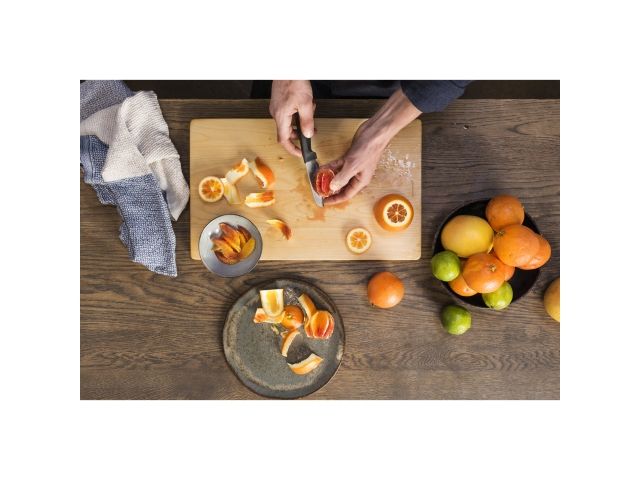 Нож для овощей 9 см Hard Edge Fiskars