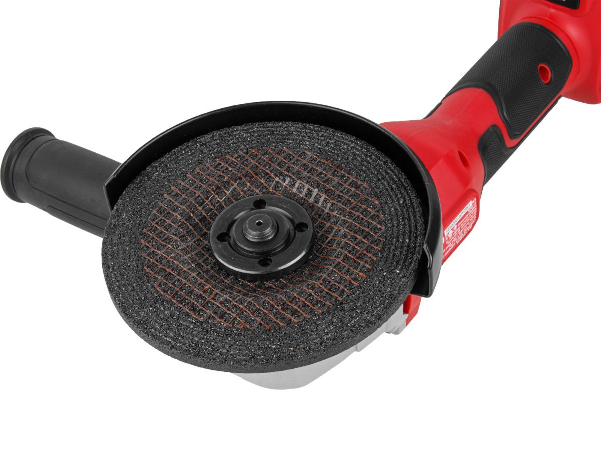 Аккум. углошлифмашина WORTEX CAG 1812-2 E в кор. XLT SOLO БЕСЩЕТ., 18 В, 125 мм, 3000-8500 об/мин
