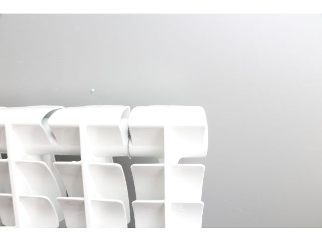 Радиатор биметаллический 500/80, 10 секций, серия Гродно, AV Engineering уцененный (0140472906) (Вес 12.7 кг, теплоотдача 1330 Вт)