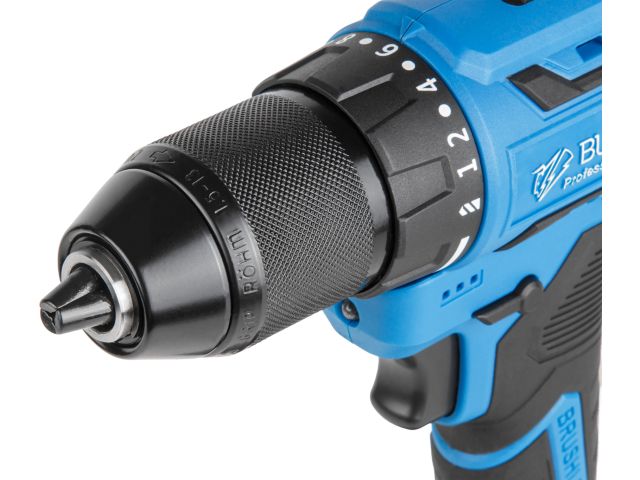 Аккум. дрель-шуруповерт BULL SR 1804 R-series в чем. XLTpro БЕСЩЕТ., Импульс., 18 В, 50 Н*м, 2х2 А*ч (шурупы до 10 мм)