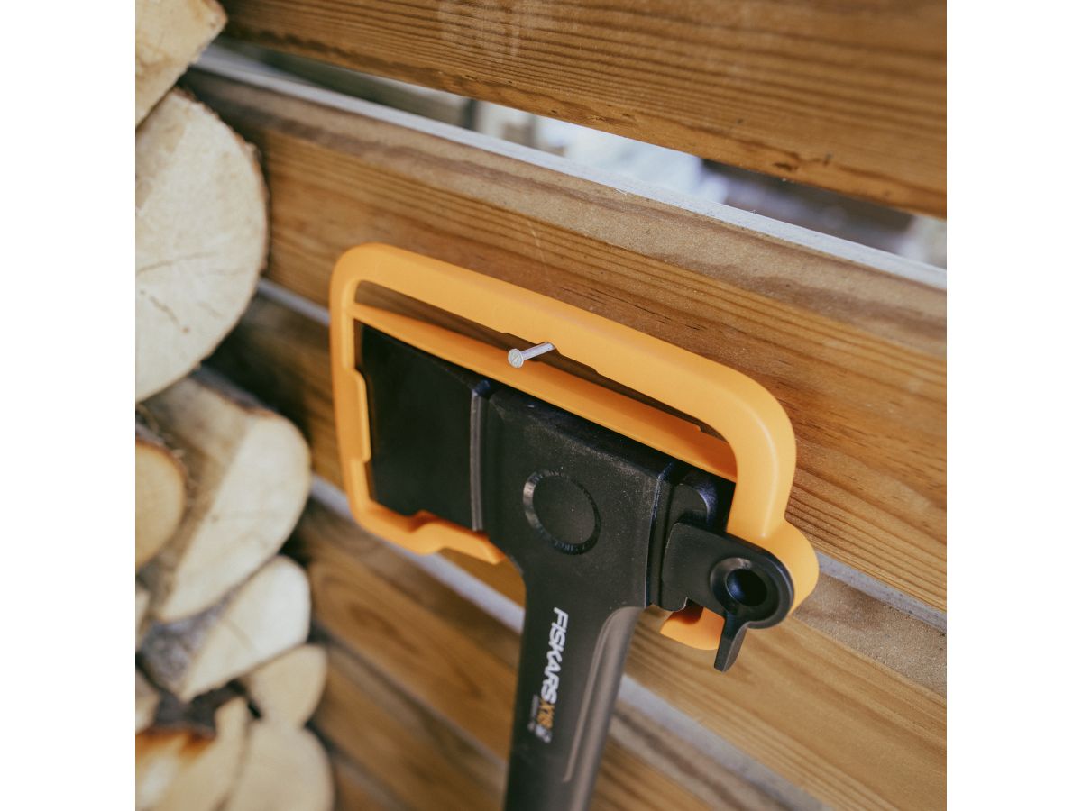 Топор универсальный X18 S FISKARS