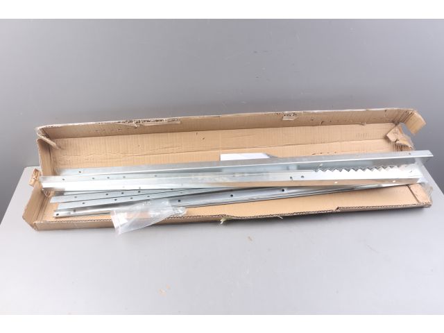 Козлы для распилки дров WORTEX SH 8379 830х830х790 мм, 100 кг макс. нагрузка уцененный (0237859520 (вес 6,5 кг, штампованная сталь)