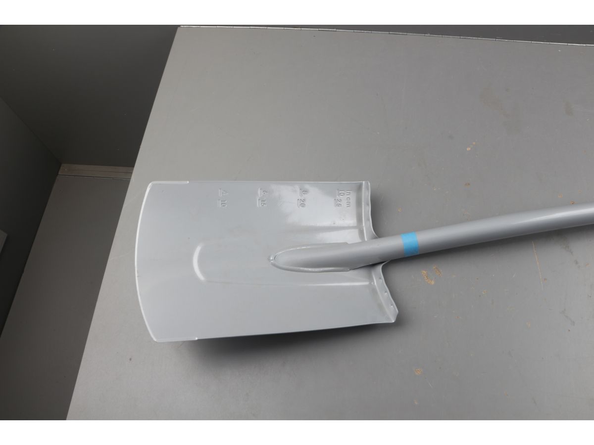 Лопата штыковая телескопическая прямая Xact FISKARS уцененный (0238941838)