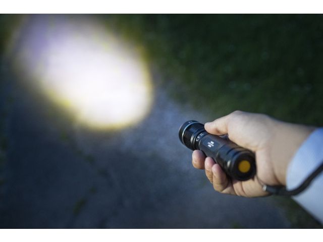 Фонарь светодиодный аккумуляторный 600Лм IP67 LuxPremium TL 601 AF Brennenstuhl (время работы 26 часов, кабель USB-C в комплекте)