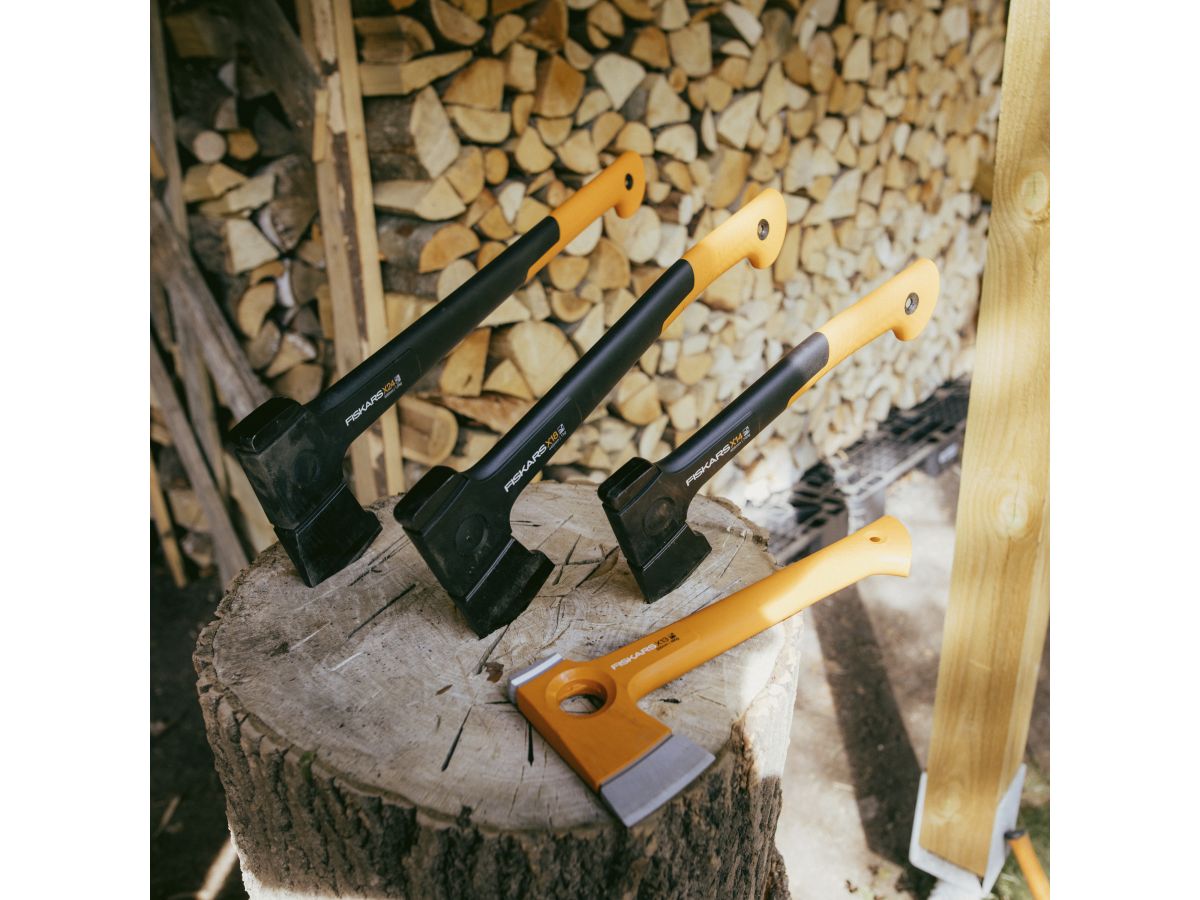 Топор туристический ультралегкий X13 FISKARS