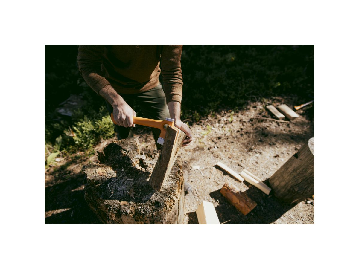 Топор туристический ультралегкий X13 FISKARS