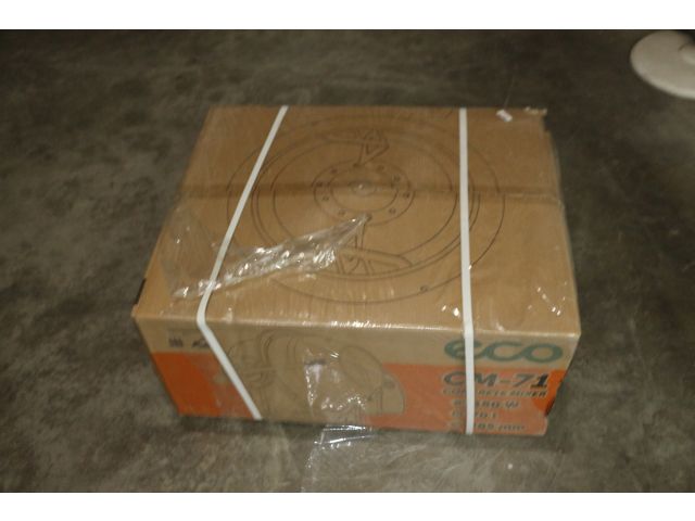 Бетоносмеситель ECO CM-71 уцененный (0285380730) (объем 70/50 л, 380 Вт, 230 В, вес 26 кг)