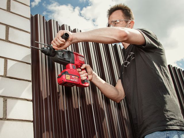 Набор аккум. инструмента WORTEX перфоратор + ушм в чем. ALL1 XLT SET СКИДКА -17% (Аккум. перф. WORTEX CRH 1824-2 + Аккум. УШМ WORTEX LX CAG 