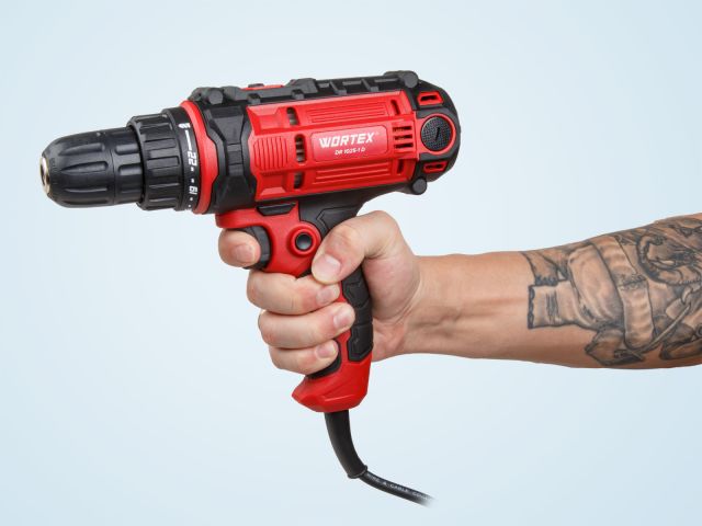 Дрель-шуруповерт WORTEX DR 1025-1 D в кор. 300 Вт, 50 Нм, 2 скор., быстрозажимной патрон: 10 мм (Длина шнура 4 метра)
