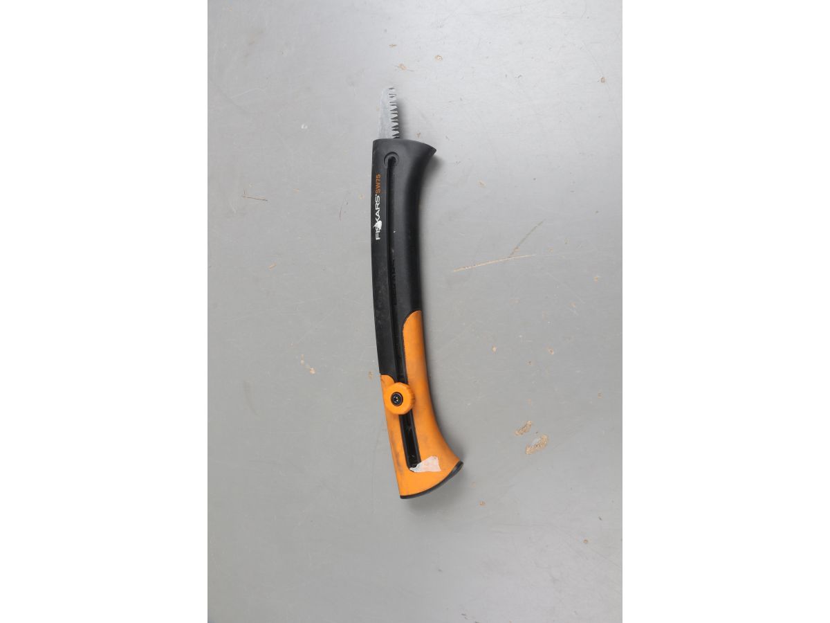 Пила садовая SW75 FISKARS Xtract уцененный (0527947200)