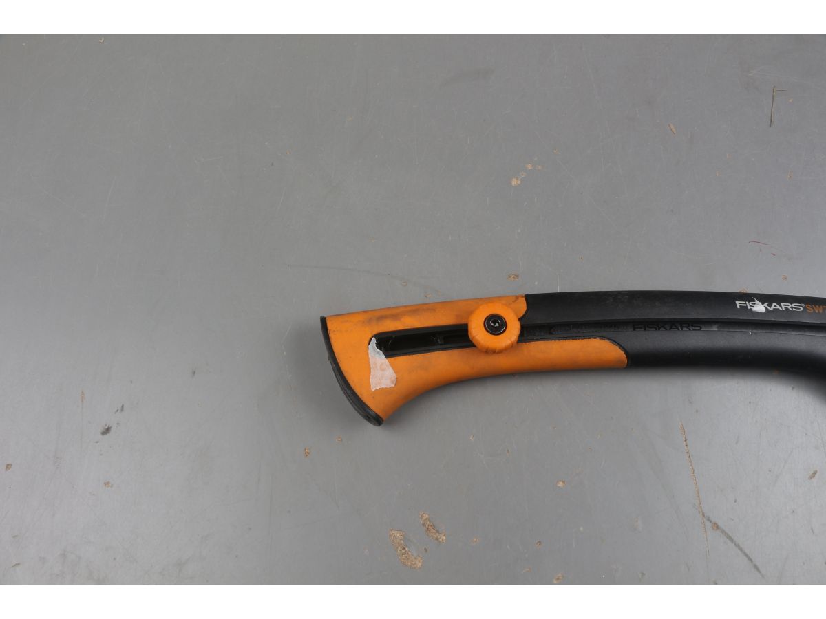 Пила садовая SW75 FISKARS Xtract уцененный (0527947200)