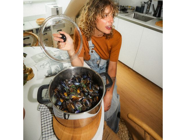 Кастрюля 7л с крышкой Functional Form Fiskars