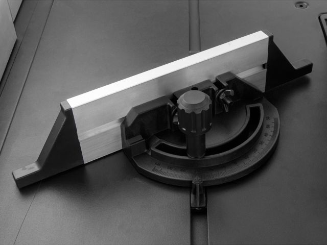 Станок распиловочный WORTEX ETS 2520 в кор. 255 мм, 2000 Вт, 5300 об/мин (пропил (90°) - 85 мм, пропил (45°) - 63 мм, 21,5 кг)