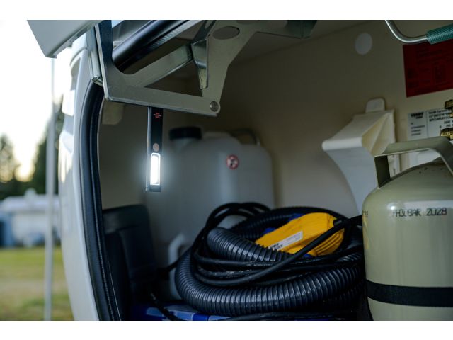 Фонарь-переноска аккумуляторный 200 Лм PL 200 AC Brennenstuhl (IP20; USB Type-C кабель в комплекте)