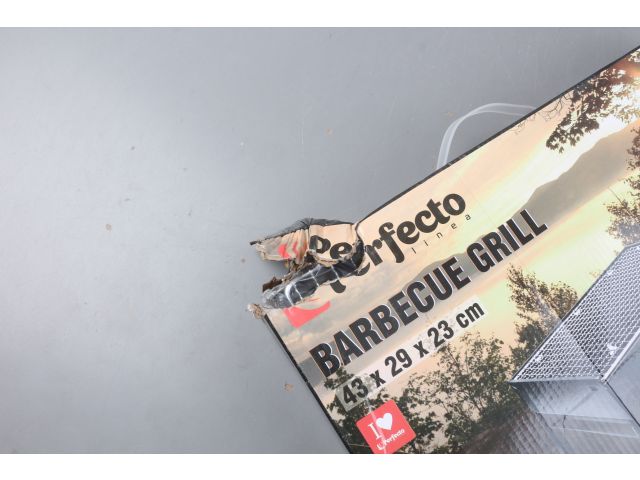 Мангал-барбекю складной с решеткой, 43х29х23 см, сталь, PERFECTO LINEA уцененный (0658132542)