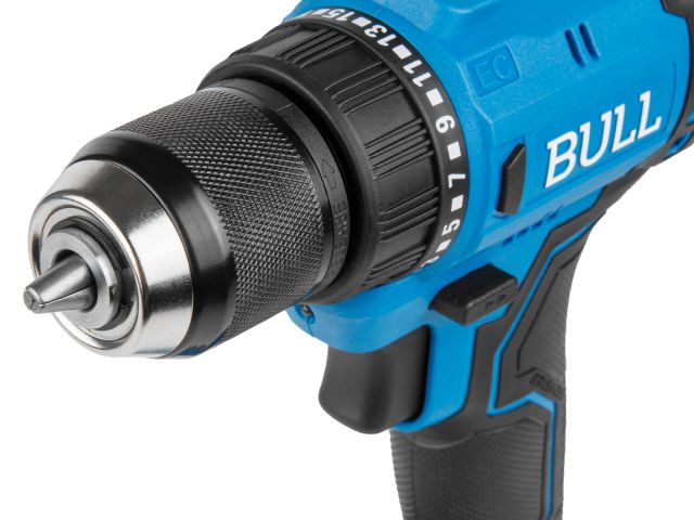Аккум. дрель-шуруповерт BULL SR 1803 в чем. XLTpro БЕСЩЕТ., 2x2 А*ч, 18 В, 45 Н*м, БЗП 10 мм (шурупы до 10 мм)