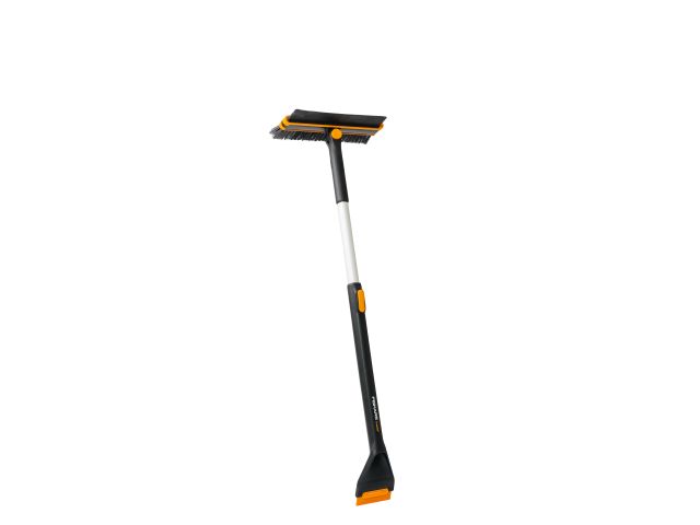 Щетка для снега 96-121см телескоп. со скребком X-series FISKARS (щетка-сметка снеговая, съемный скребок)