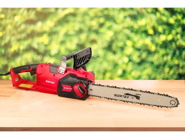 Пила цепная электрическая WORTEX EC 4024-1 SF шина 40.5 см (16"), 3/8" LP, 1.3 мм (2400 Вт, бескл. натяж. цепи, тормоз выбега цепи)