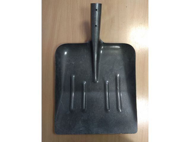 Лопата совковая из рельсовой стали S3 (широкая) (Для снега, зерна, стружки, опилок и др. легких сыпучих материалов.)