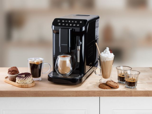 Кофеварка автоматическая ACM-528 NORMANN (кофемашина) (20 бар; 1,35 кВт; 1,5 л; капучинатор; 15 ст. помола; сенсорное управление)