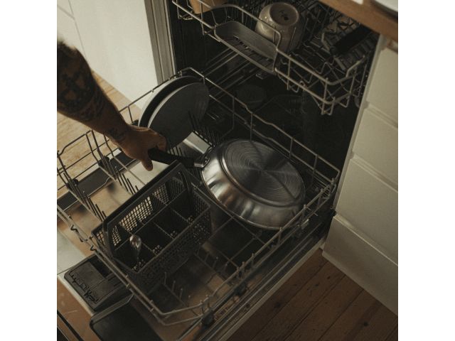 Сковорода с керамическим покрытием 24 см FF Fiskars