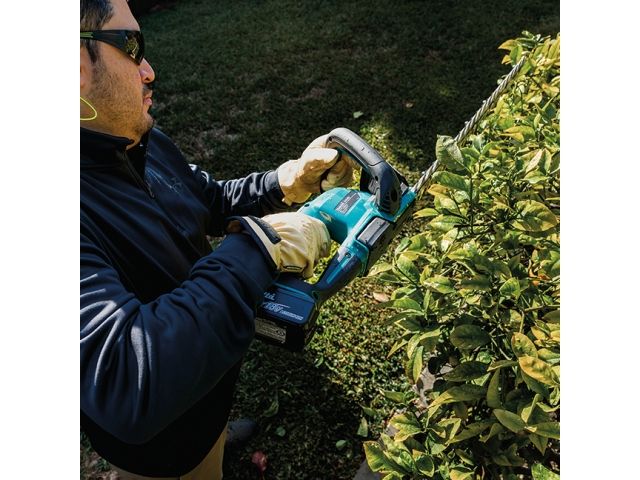 Аккум. кусторез MAKITA LXT DUH 606 RT в кор. (18.0 В, 1 акк., 5.0 А/ч, Li-Ion, длина ножа 600 мм, шаг ножа: 20 мм.)