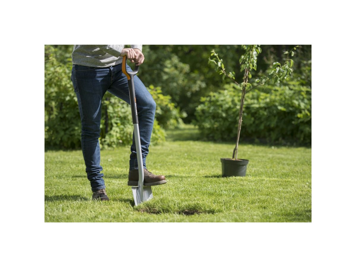 Лопата штыковая большая FISKARS