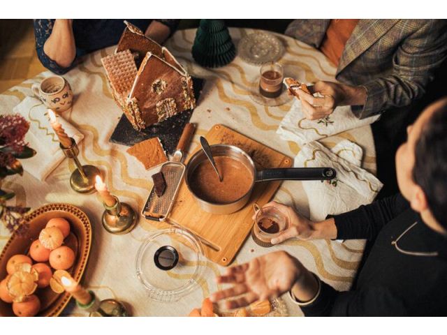 Соусник стальной 1,5л с крышкой Functional Form Fiskars