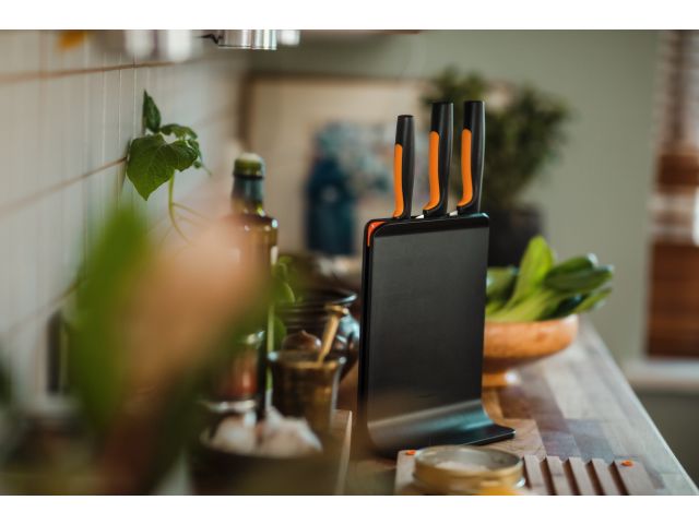 Набор ножей 3 шт пластиковый блок FF Fiskars