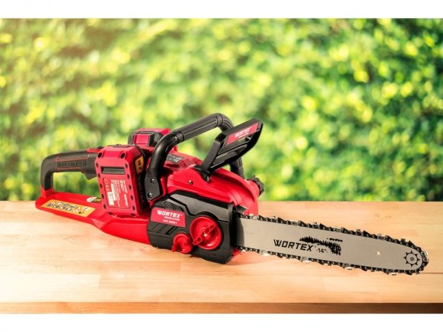 Аккум. пила цепная WORTEX CEC 3536-1 шина 35 см (14"), 3/8" LP, 1.3 мм ALL1 XLT SOLO (БЕСЩЕТ.ДВИГ., БЕЗ АКБ И ЗУ, 36 В (18+18))