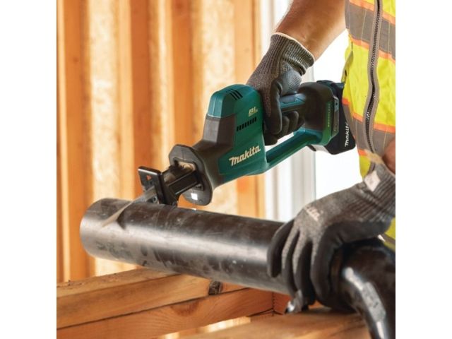 Аккум. сабельная пила MAKITA LXT DJR 189 Z в кор. (18.0 В, БЕЗ АККУМУЛЯТОРА, дерево до 255 мм, металл до 130 мм)